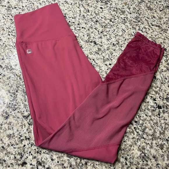 Gently used/rarely worn - Fabletics pink leggings - Picture 1 of 7